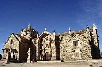 Templo "San Santiago Apostol"